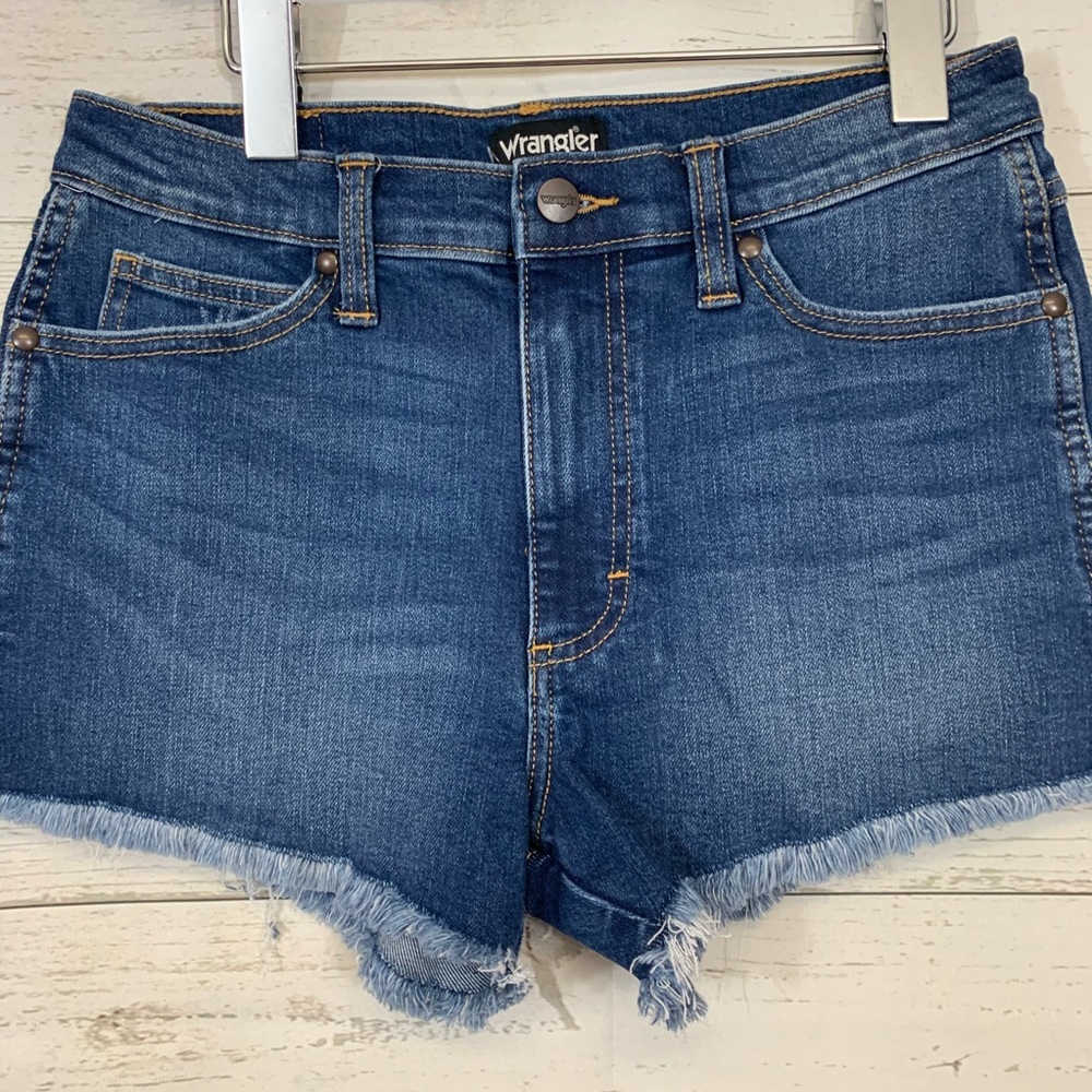 Wrangler cut off denim shorts 27